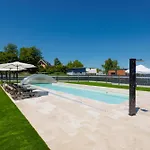 Quantara Domasa - Free Wellness & Private Jacuzzi * Holcikovce