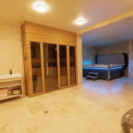 Quantara Domasa - Free Wellness & Private Jacuzzi *