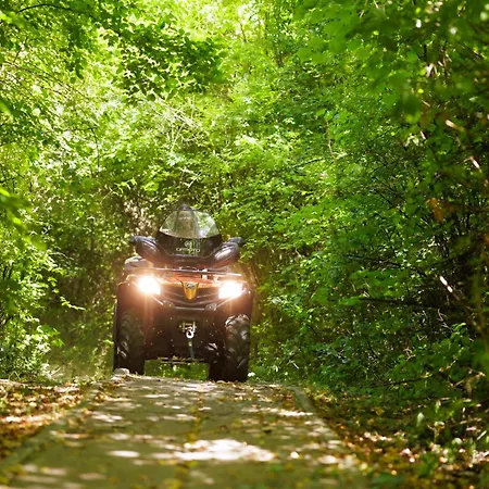 Quantara Domasa - Free Wellness & Private Jacuzzi * Holcikovce