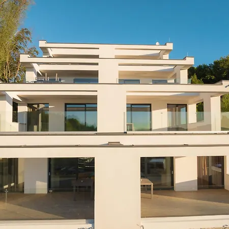 Quantara Domasa - Free Wellness & Private Jacuzzi Holcikovce