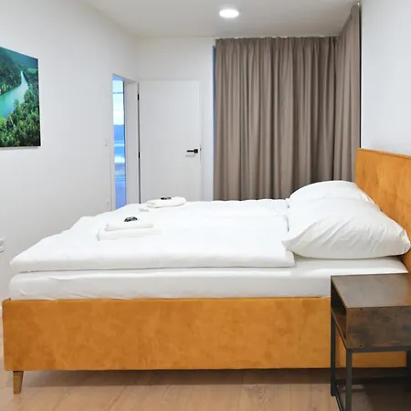 شقة فندقية Quantara Domasa - Free Wellness & Private Jacuzzi Holcikovce