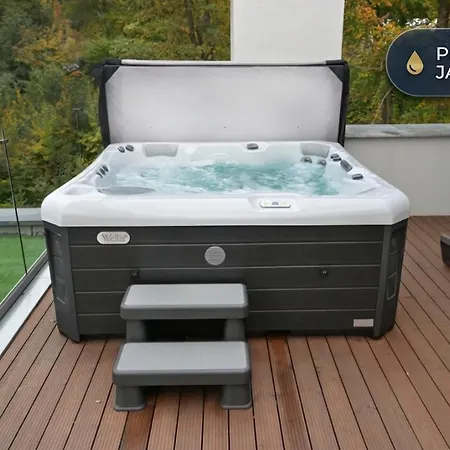 Ξενοδοχείο με διαμερίσματα Quantara Domasa - Free Wellness & Private Jacuzzi Holcikovce