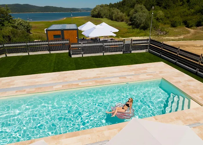 Quantara Domasa - Free Wellness & Private Jacuzzi * Holcikovce